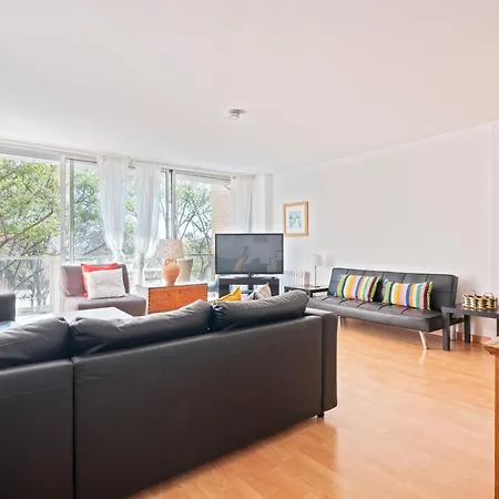Olimpica Skyline Apartment *